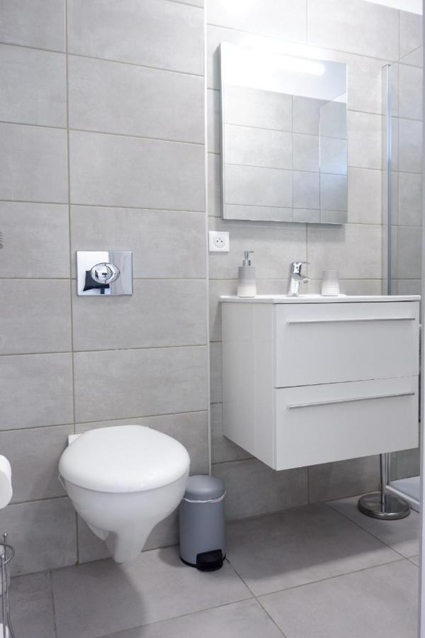 N7 Maison T2 Climatise Avec Jacuzzi Prive アジャクシオ エクステリア 写真